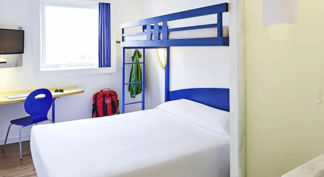 Четырёхместные апартаменты Standard ibis budget Curitiba Centro