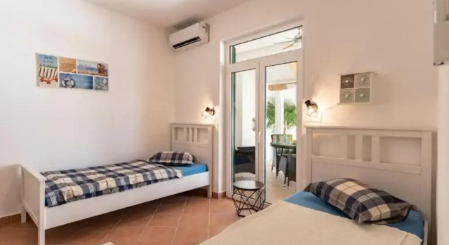 Apartment Verde Blu, Забронировать Апартаменты/квартира Апартаменты Новалья, Апартаменты/квартира