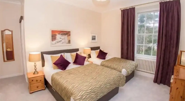 Номер Comfort Royal Goat Hotel