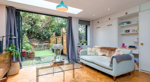 Modern 1BR Home in Trendy Dalston W/terrace, Varaa Huoneisto Asunnot kohteessa Merseyside, Huoneisto