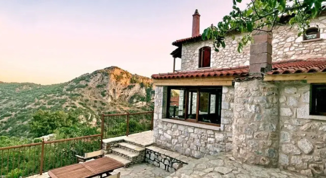 Archontiko Kolokotroni, Book Hotel Stemnitsa Arcadia Regional Unit