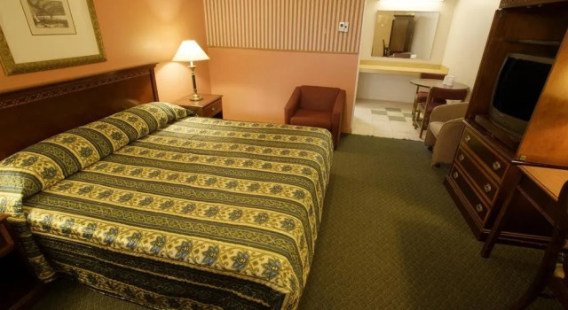 Motel 6 Norfolk, VA East Little Creek, Book Motel Moteller i Norfolk, Motel