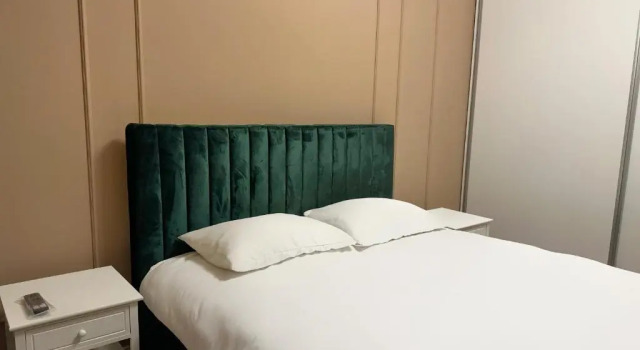 Mrs Smart Luxury Apartament, Забронировать Апартаменты/квартира Отели Плоешти с парковкой, Парковка