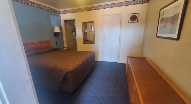 Двухместный номер Economy Rode Inn of Clifton