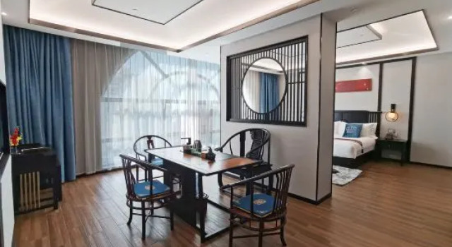 Люкс Remus Hotel