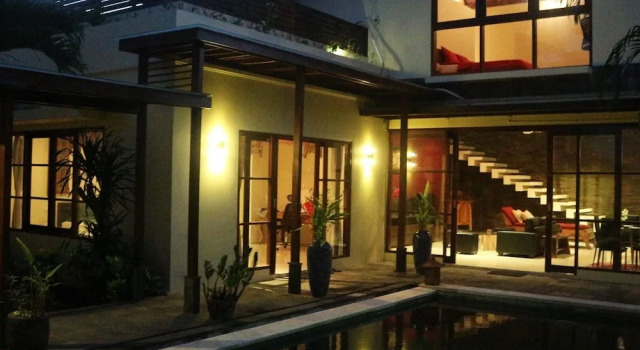 Villa Maharani Jimbaran, Rezervovat Vila Chaty v Bali, Chalupa