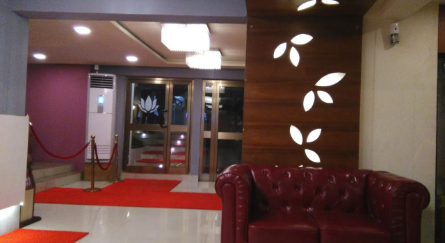 Nirvana Inn