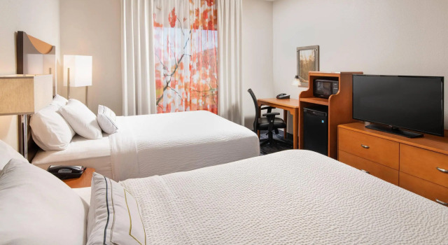Четырёхместный номер Standard Fairfield Inn & Suites Chattanooga I-24/Lookout Mountain