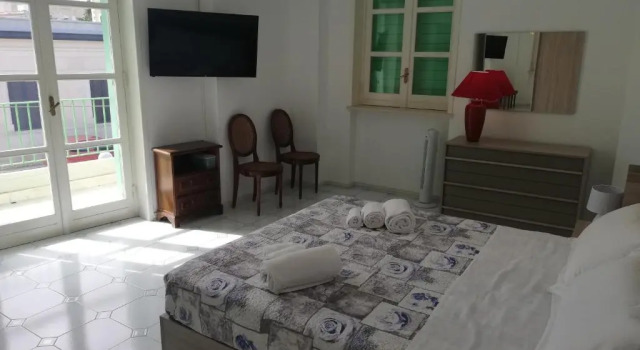 Апартаменты с 3 комнатами Villa Parisi