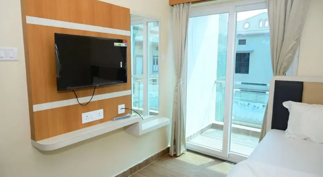 Deluxe Yhden hengen huone parvekkeella Hotel Beach Comforts