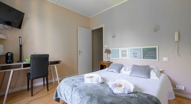 Номер Comfort Hôtel de La Beauronne