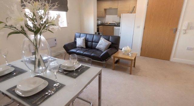 Courtyard Mews, Забронировать Отель Уэйкфилд Западный Йоркшир, рядом с Часовня Пресвятой Девы Марии