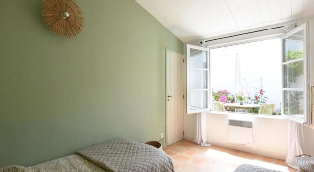 Maison Les Portes-en-Ré, 4 pièces, 6 personnes - FR-1-434-67, Rezerwuj Hotel Hotele w Charente-Maritime z parkingiem, Parking