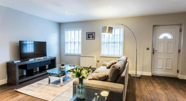 High Life Serviced Apartments - Old Town, Забронировать Апартаменты/квартира Суиндон Уилтшир, рядом с The Energy Check County Ground