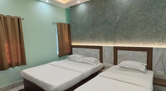 Номер Deluxe HOTEL SREE DURGA