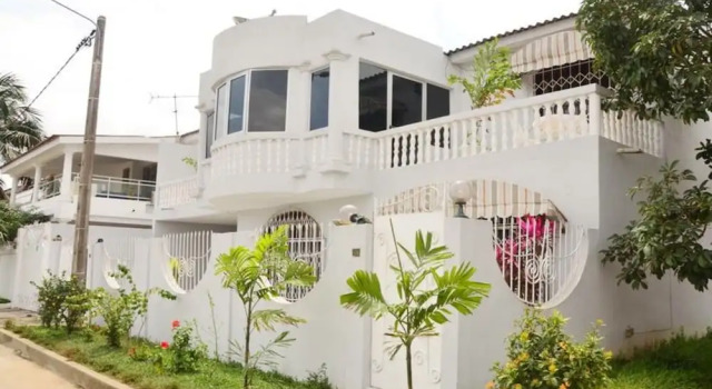 Residence Soleil Levant I, Boek Hotel Cocody 