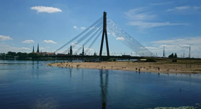 AveSol Apartment