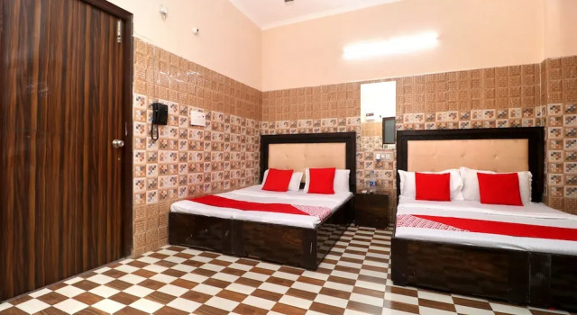 Номер Standard OYO 35497 Hotel Kapoor Residency