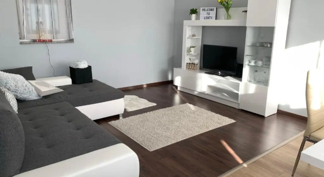 Апартаменты Modern two bedroom flat with balcony