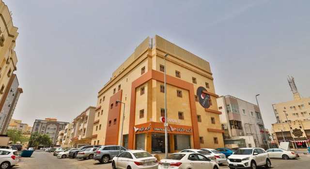 Capital O 183 Ahlah Al Ayam Hotel