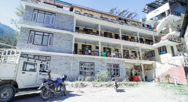 Moustache Manali, Забронировать Отель СПА-отели Манали, SPA-услуги