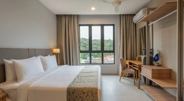 Семейный номер Standard с 2 комнатами с балконом Zenith Suites Cameron