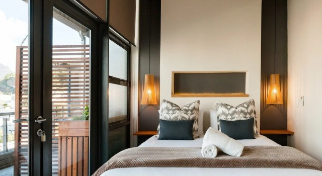 Hillhouse Penthouse 7th Floor, Забронировать Апартаменты/квартира Отели Кейптауна с бассейном, рядом с Cape Town Comedy Club, Бассейн
