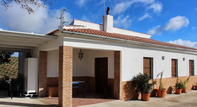 Casa Rural El Lebrillo, Забронировать Отель Отели Sierra de las Nieves с парковкой, Парковка