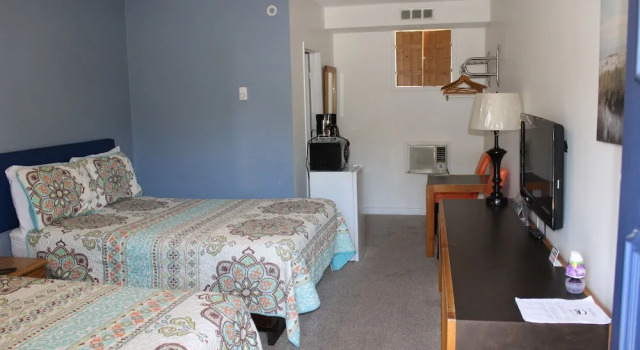 Two Rivers Motel, Varaa Motelli  