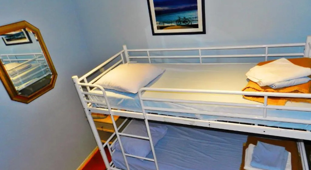 Кровать в общем номере (женский номер) Antares hostel
