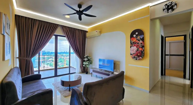 Апартаменты Deluxe с 3 комнатами Scenic Country Garden Danga Bay by Lions Bay
