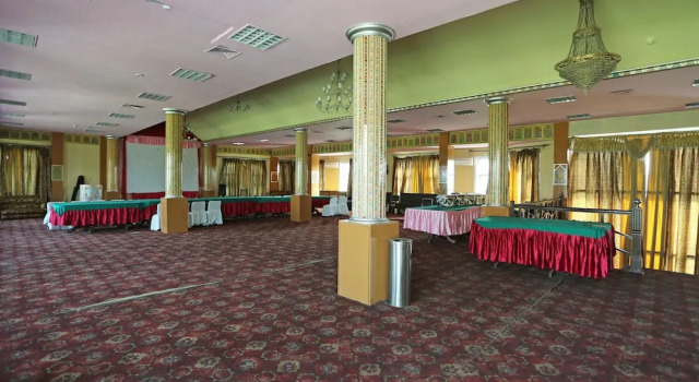 OYO 6409 Hotel Silver Star, Забронировать Отель Сринагар Jammu & Kashmir Ski