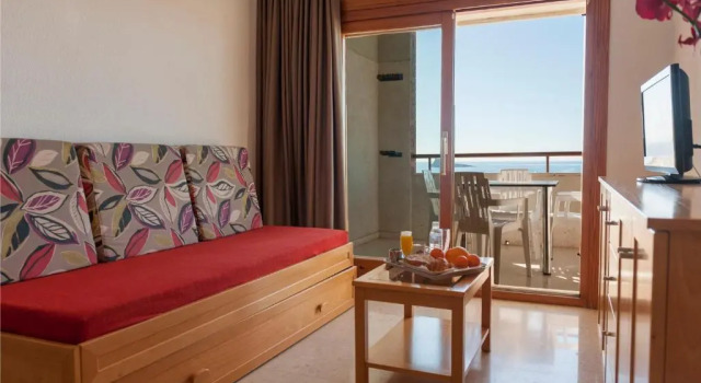 Апартаменты с видом на море Apartamentos La Era Park