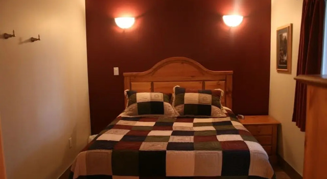 Happy Trails Campground & Cabins, Rezerwuj Pole kempingowe Grande Prairie Northern Alberta