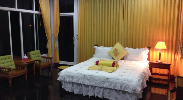 Sairougn Seaview Hotel, Varaa Hotelli Hotellit North-Eastern Thailand pysäköinnillä, Pysäköinti
