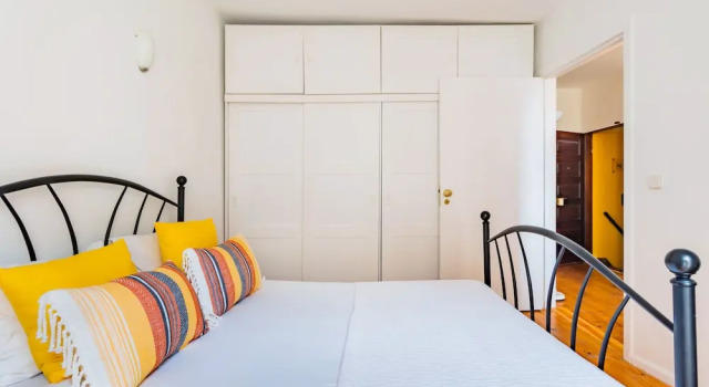 Апартаменты 2BR at Chiado Historical Heart of Lisbon