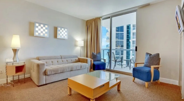 MAREOF1BR Unite - 1105 - 1 Br Condo, Varaa Huoneisto Hotellit Miami Beach uima-altaalla, Uima-allas