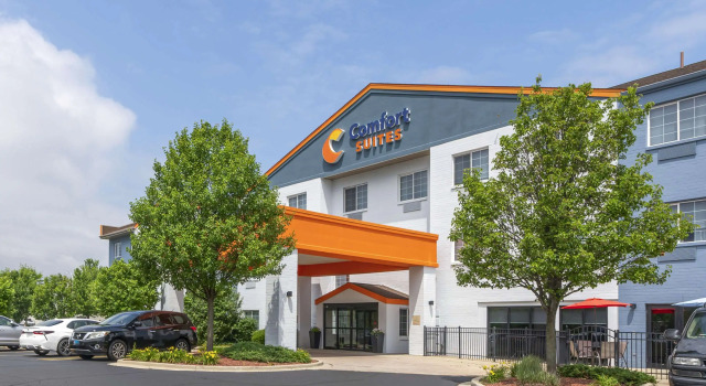 Comfort Suites Elgin Northwest