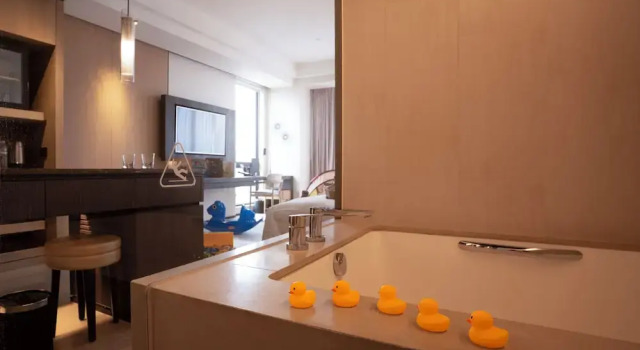 Четырёхместный номер Standard Crowne Plaza Tainan by IHG