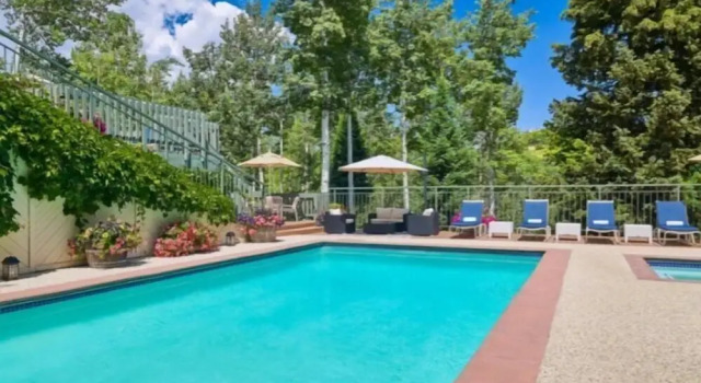 Номер Standard с 3 комнатами с балконом Ski In, Ski Out 2 Bedroom Gold-Rated Condo In Snowmass Village With Pool And Hot Tubs