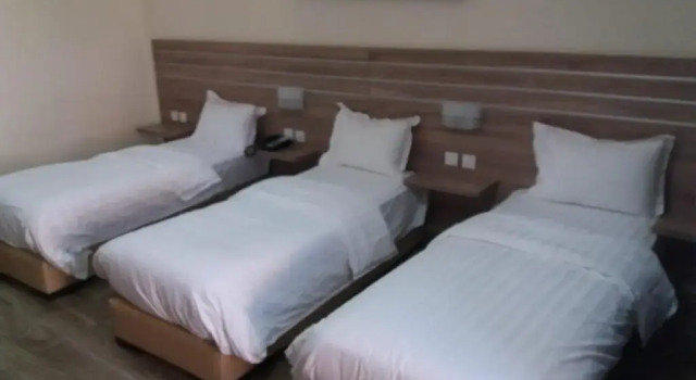 Трёхместный номер Standard с частичным видом на море La Riva Hotel