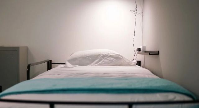 Кровать в общем номере (мужской номер) Nativus Art Hostel