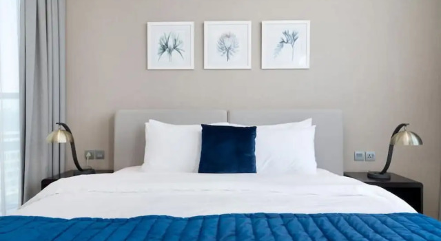 Stunning 2BR in Maison Prive, Забронировать Апартаменты/квартира Отели Эмирата Дубая с парковкой, рядом с Al Wajeha Al Maeyah Marine Transport Station, Парковка