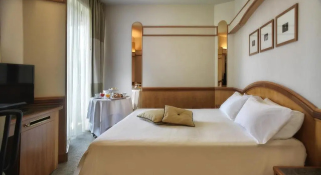 Трёхместный номер Superior Hotel Ambasciatori