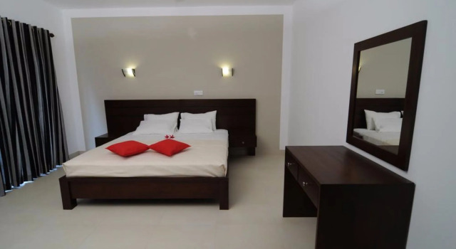 Hotel Shanelo, Забронировать Отель Отели Западной провинции 3 звезды, 3*