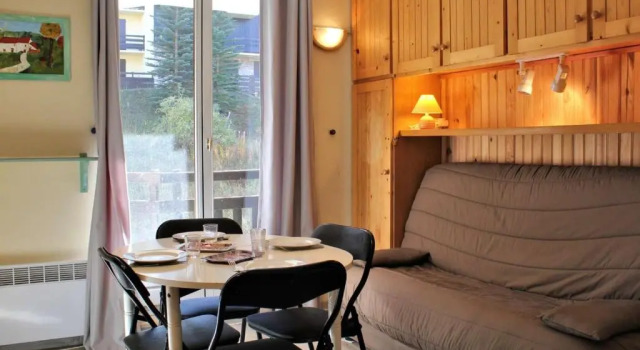 Appartement Risoul, 1 pièce, 4 personnes - FR-1-330-86