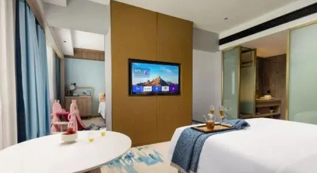 Suite Jinhai International Hotel (Yueyang Tower Pedestrian Street)