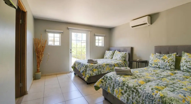 Коттедж Private Heated Pool: Walk to Isla Verde Beach