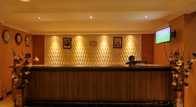 Russel Hotel