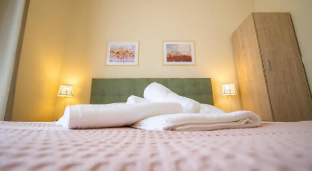 Varkes Suites 1, Book Hotel Nea Moudania 